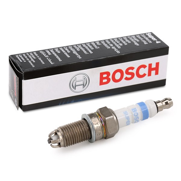 BOSCH Bougies d'Allumage Super 4 0 242 132 501 Bougie Moteur DAEWOO,FIAT,LANCIA,MATIZ KLYA,PUNTO 188