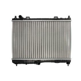 Radiador, refrigeración del motor con OEM número 8V51-8005-BF