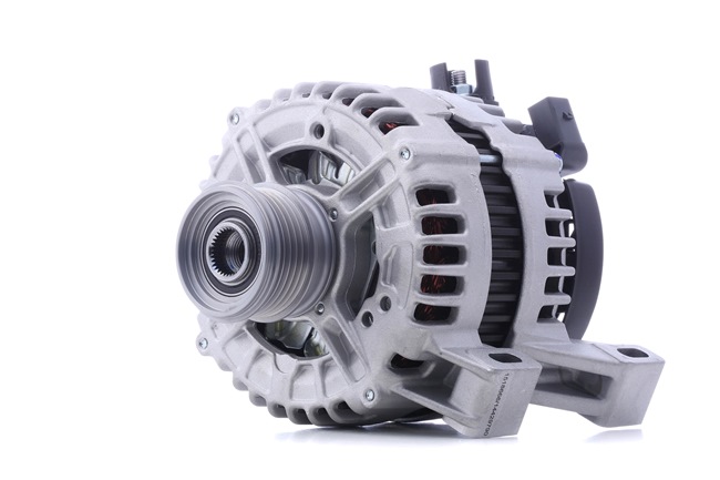 Lichtmaschine Rippenanzahl: 5 mit OEM-Nummer 6G9N-10300-JD