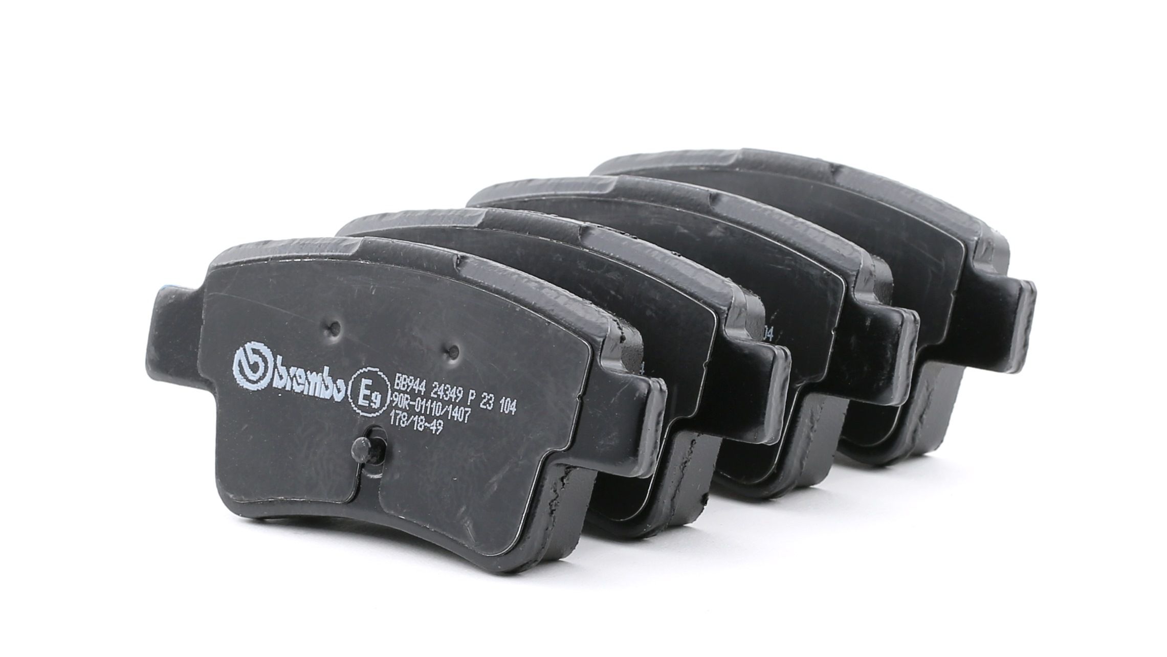 BREMBO Plaquettes De Frein P 23 104 Jeu De Plaquettes De Frein,Jeu de plaquettes de frein, frein à d