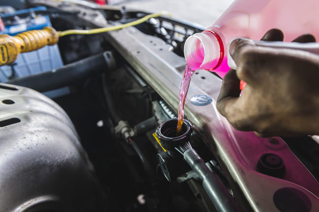 Liquide de refroidissement : comment vidanger, souffler et remplir ?