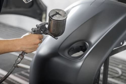 overspuiten van een auto