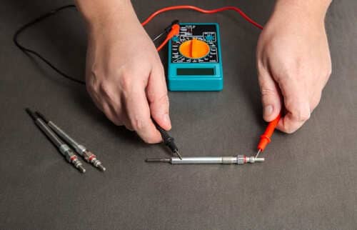 Testa glödstift med multimeter