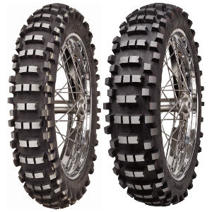 Mitas C10 Gomme 120 90 R18 65M 26340