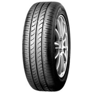 Däck MITSUBISHI Colt VI (Z30) - Yokohama BluEarth (AE01) 195/50 R15